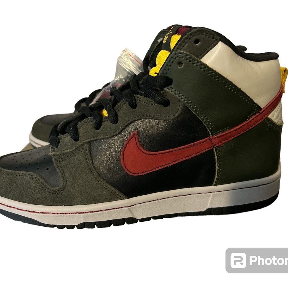 NIKE DUNK HIGH PREMIUM BOBA FETT SB 313171-361 MENS 7.5 NEW WITH BOX STAR WARS - Picture 3 of 9